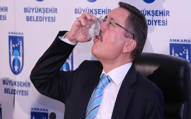 Gökçek'ten sonra su faturaları da düştü