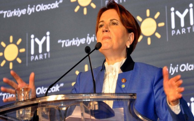 Meral Akşener'den Soylu'ya: Delikanlılığa sığmaz