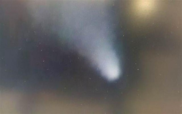 Havada merak uyandıran görüntüler UFO mu ?