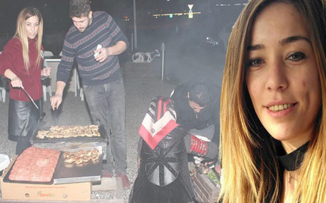 Boşanmasını mangal partisiyle kutladı