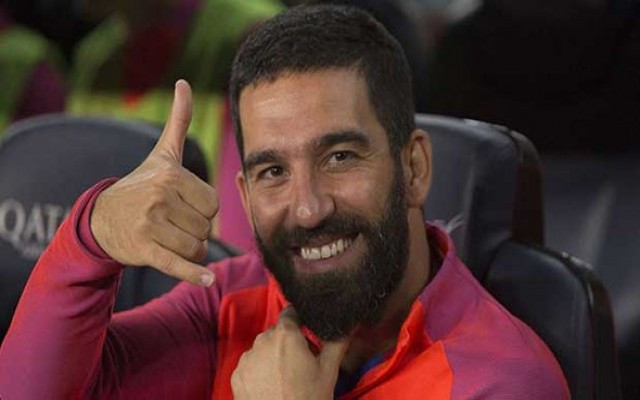 Arda Turan villasını satıyor