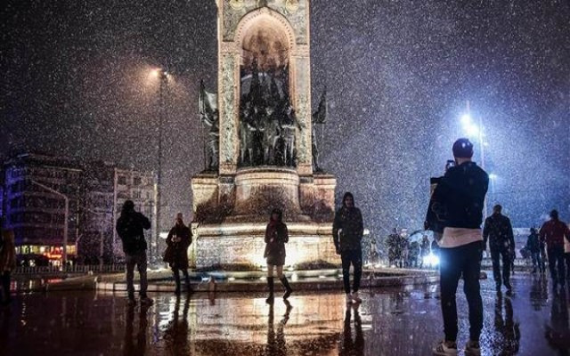 Kar kapıya dayandı