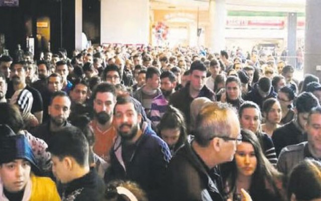 AVM'de Recep İvedik 5 kavgası