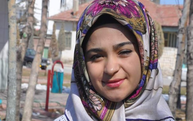 Annemin beni terk etmediğini ispatladım