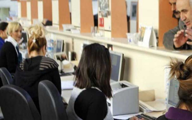 Ömür boyu memurluk bitti