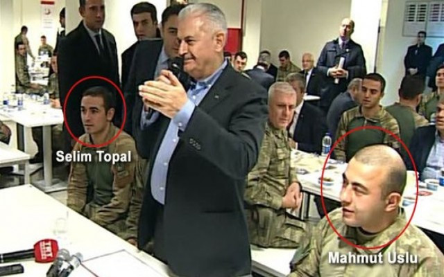O fotoğraftaki ikinci asker de şehit