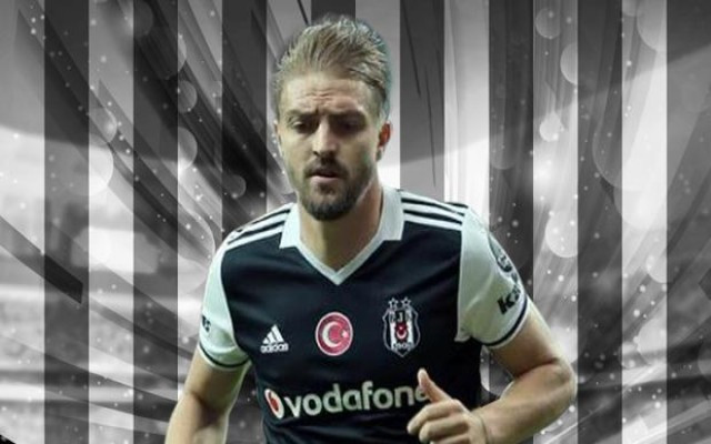 Caner'den flaş paylaşım