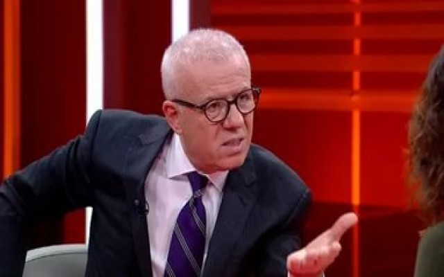 Ertuğrul Özkök'e dolandırıcı şoku