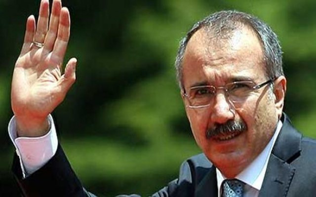 AK Partili eski bakandan sert açıklama