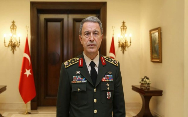 Orgeneral Akar'ın sorulara yanıtları komisyonda
