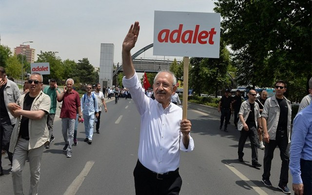 Kılıçdaroğlu'nun yürüyüşü Dünya gündeminde
