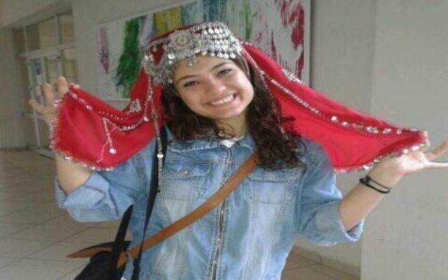 Genç öğretmen karne günü hain saldırıda öldürüldü
