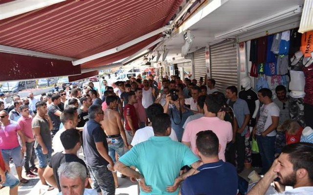 Marmaris'te taklit marka eylemi