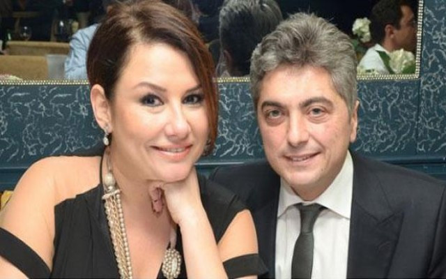 Sessiz sedasız ayrıldılar