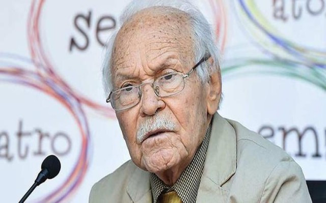 Muzaffer İzgü hayatını kaybetti
