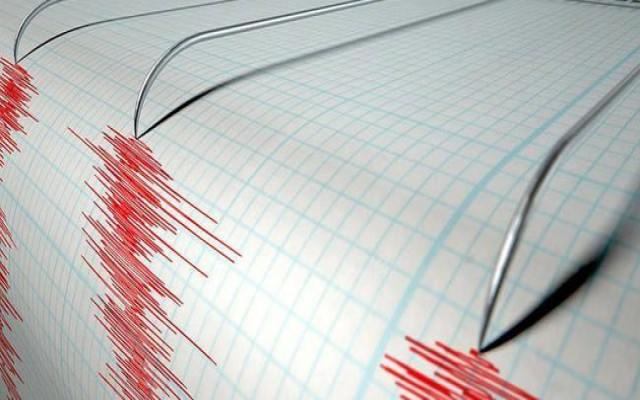 Van'da korkutan deprem