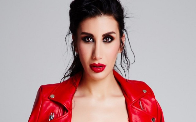 İrem Derici yoğun bakımdan çıktı
