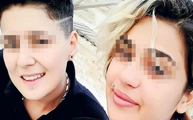 Lezbiyen çifte bayılana kadar dayak