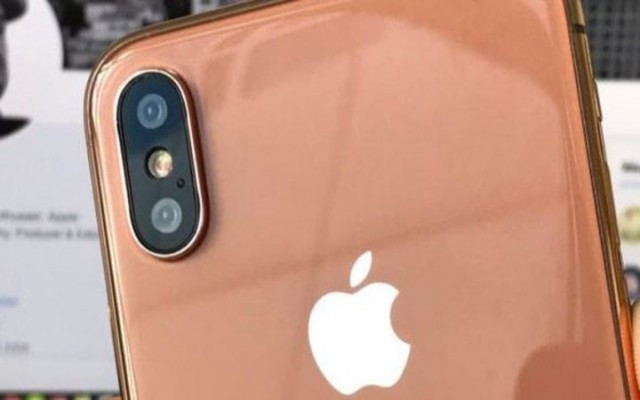iPhone 8'i bekleyenlere kötü haber