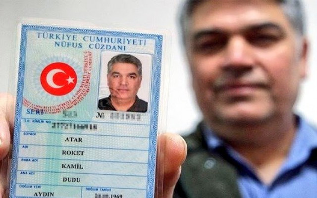 Adı yüzünden vize alamadı