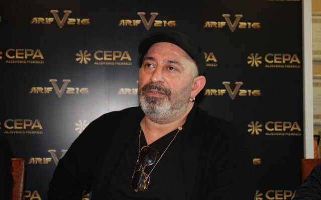 Cem Yılmaz hakkında suç duyurusu
