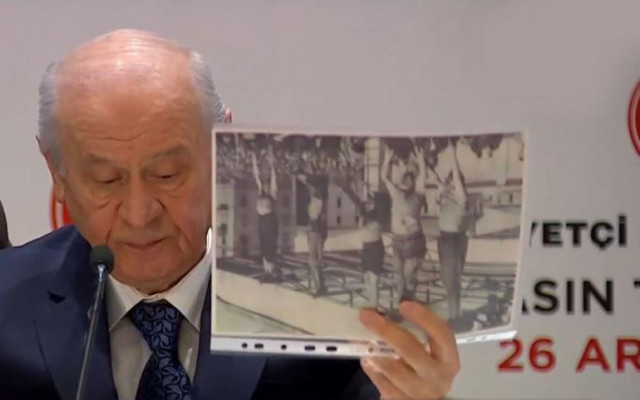 Devlet Bahçeli'den Metin Akpınar'a çağrı