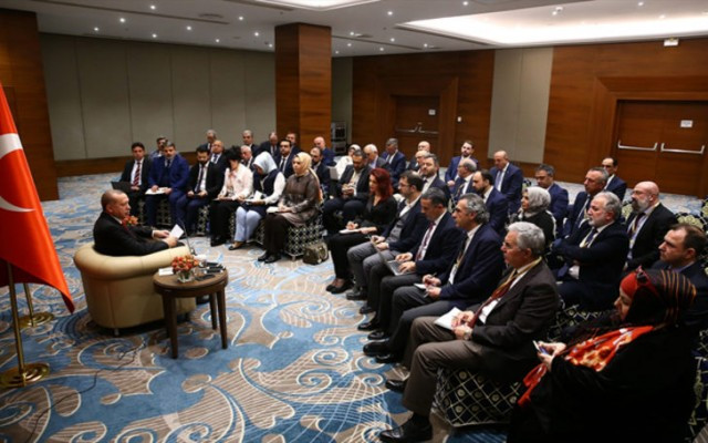 Erdoğan'dan Cezayir'li gazeteciye tarihi ayar