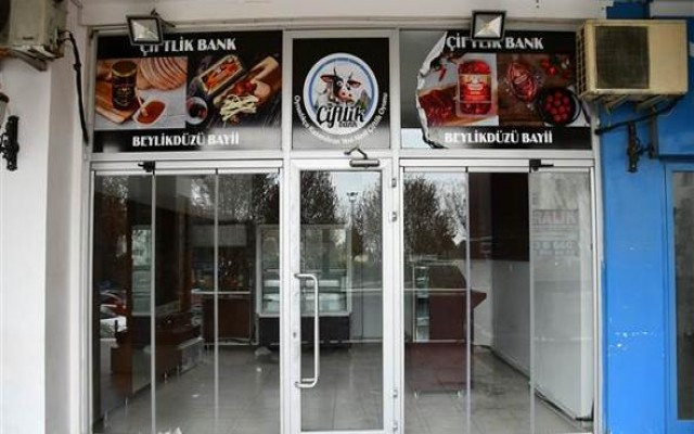 Çiftlikbank şubesine hırsız şoku