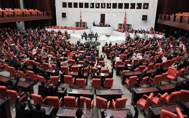 İttifakı zora sokan önerge