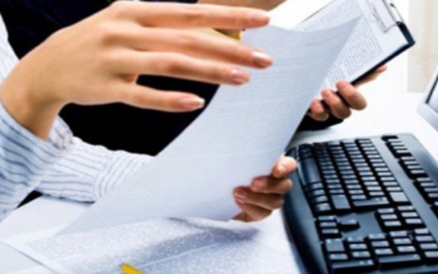 Dedikodu yapan tazminatsız işten çıkarılıyor