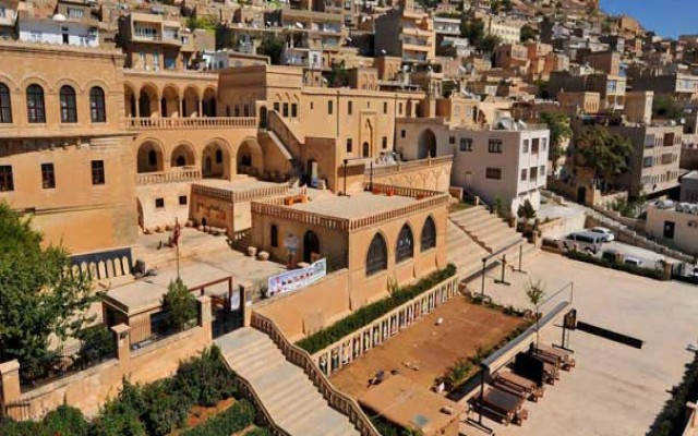 Mardin turistle doldu taştı