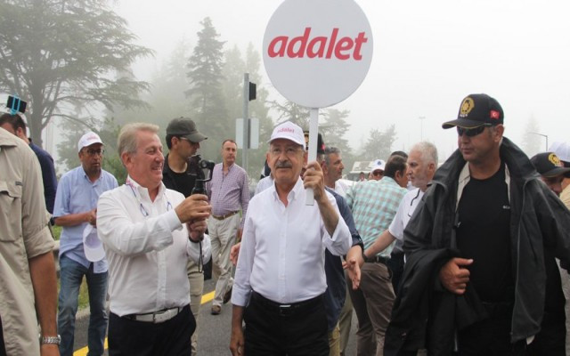 Adalet Yürüyüşü’ndeki dinleme skandalı büyüyor