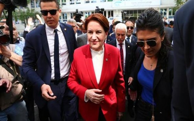 Akşener adaylık başvurusu yaptı