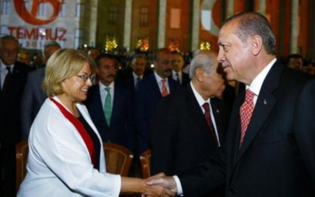 Tansu Çiller siyasete mi dönüyor?