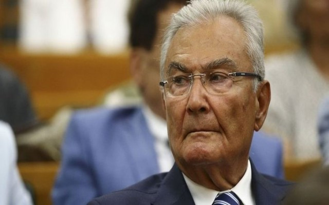 Deniz Baykal dönüyor