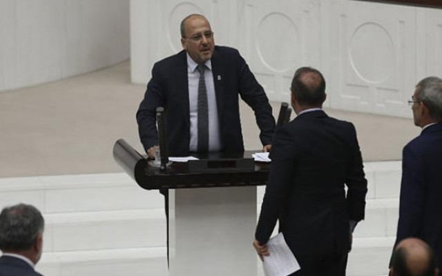 Ahmet Şık'a meclis başkanlığından ceza geldi