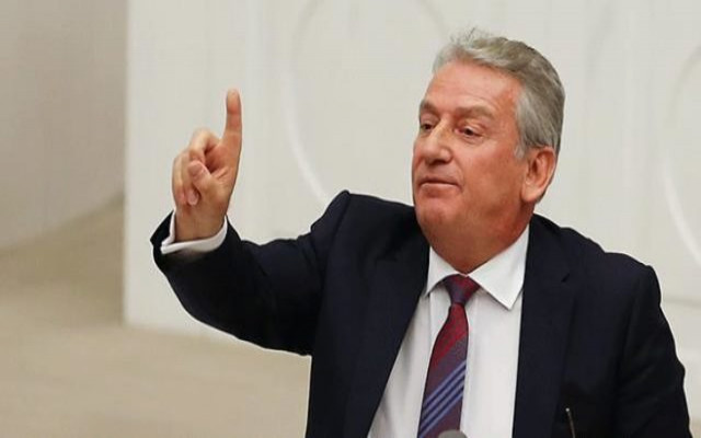 CHP'de bir genel başkan adayı daha