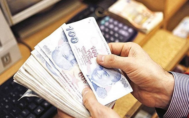 Emeklilerin maaş farkları ocakta ödenecek