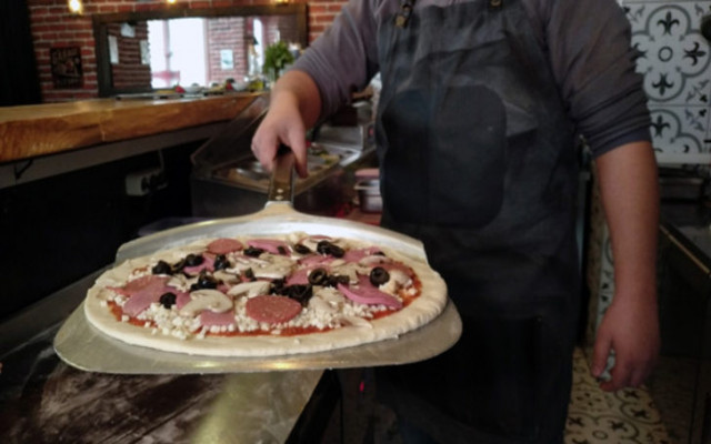 Altınlı pizza yok satıyor