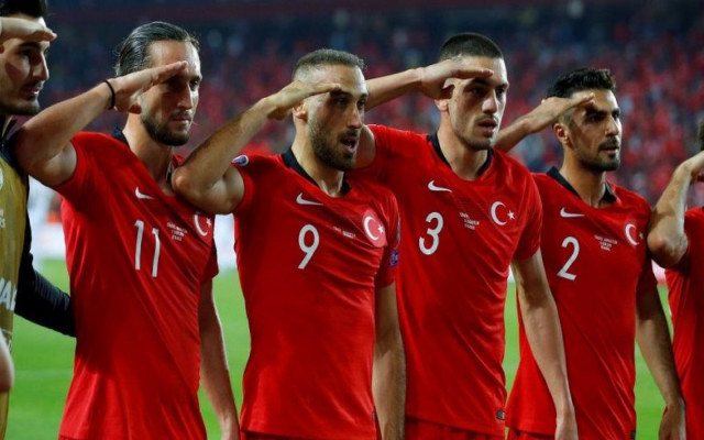 UEFA asker selamını incelemeye alacak!