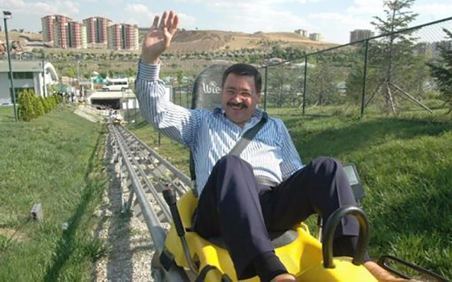 Ankara Büyükşehir Belediye Meclisi’nin AKP’li üyesi Murat Köse Melih Gökçek'i eleştirdi