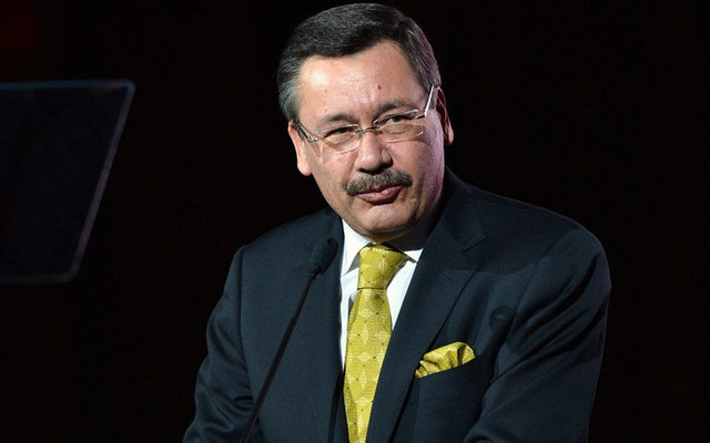 Melih Gökçek Ankara'nın otoparklarını eşinin üzerine yapmış