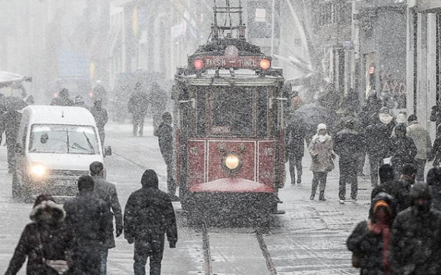 İstanbul'a kar geliyor