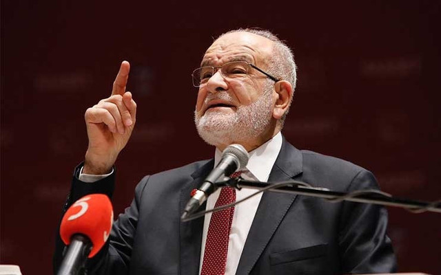 Karamollaoğlu'ndan yerli otomobile eleştiri: Yerli diyoruz, modeli İtalyanlara yaptırıyoruz