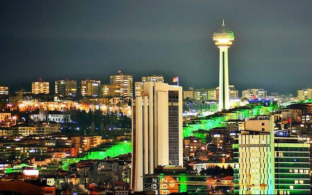 Melih Gökçek döneminde TOKİ müteahhitlere büyük kıyak geçmiş!