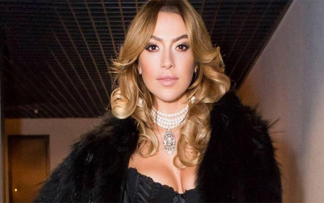Sevgililer gününü yanlız geçirdi