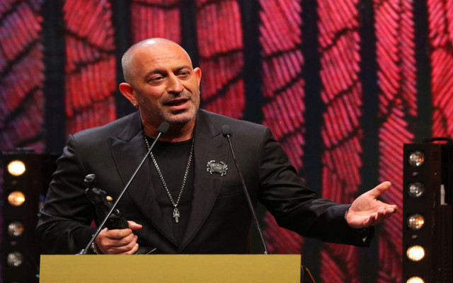 Cem Yılmaz yıllık kazancını açıkladı