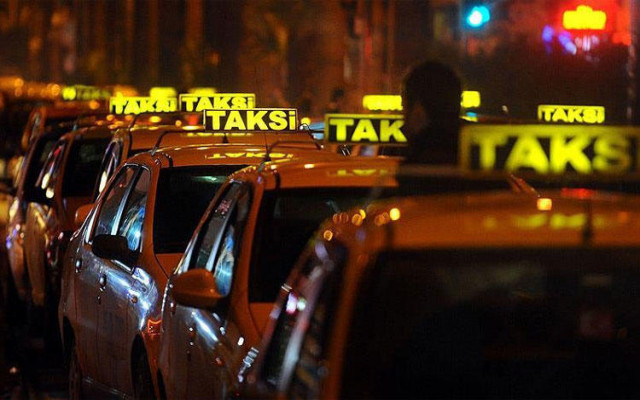 Taksiye binen genç kadına iğrenç tecavüz