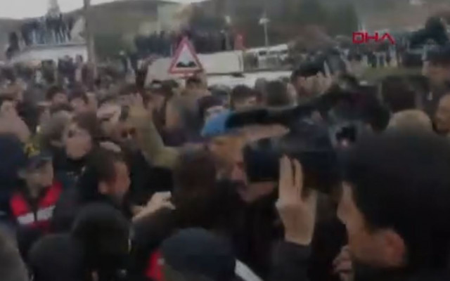 Kemal Kılıçdaroğlu saldırıya uğradı