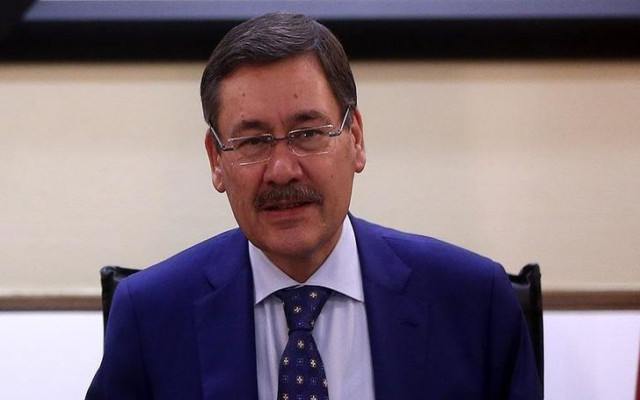 Melih Gökçek'ten İmamoğlu'na saat göndermesi